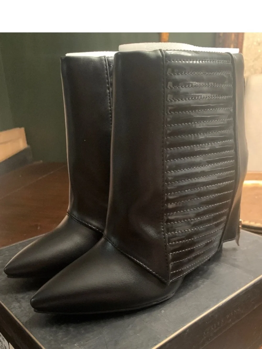 Azalea Wang Women Black Pointed-Toe Ankle Boots